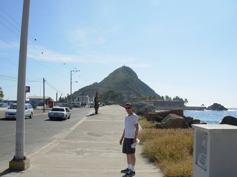 The steep hiking path leading up to El Faro Lighthouse in Mazatlán
