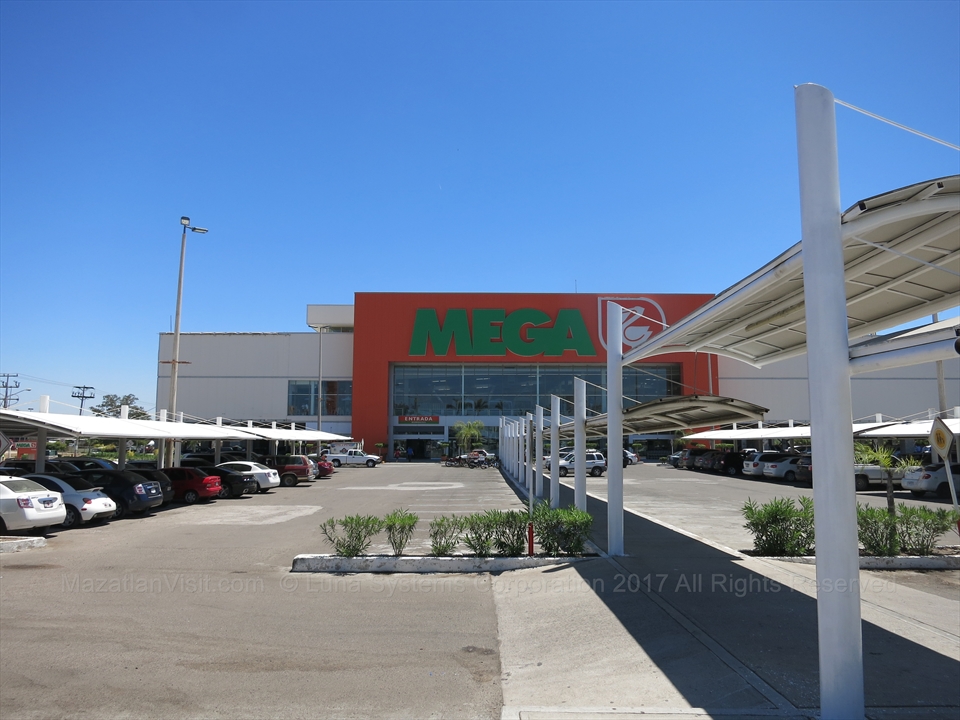 The front main facade of a large modern Soriana Hiper grocery superstore