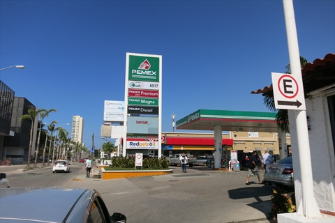 An OXXO convenience store where travelers can buy and load local SIM cards
