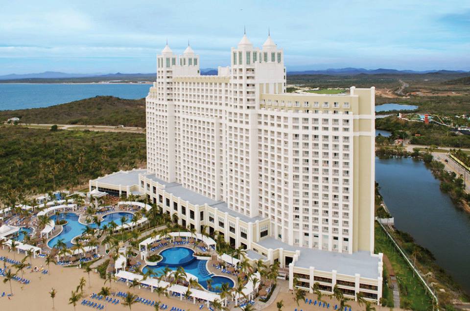 The massive castle-like high-rise towers of Hotel Riu Emerald Bay along the Cerritos shoreline